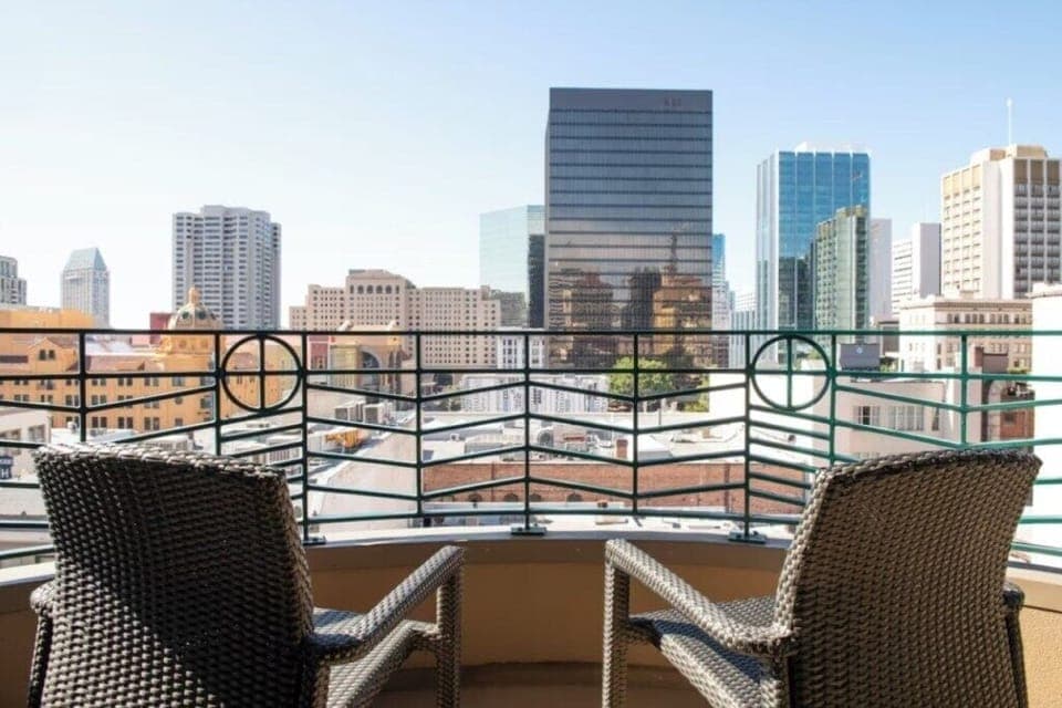 ClubWyndhamHarbourLights_1