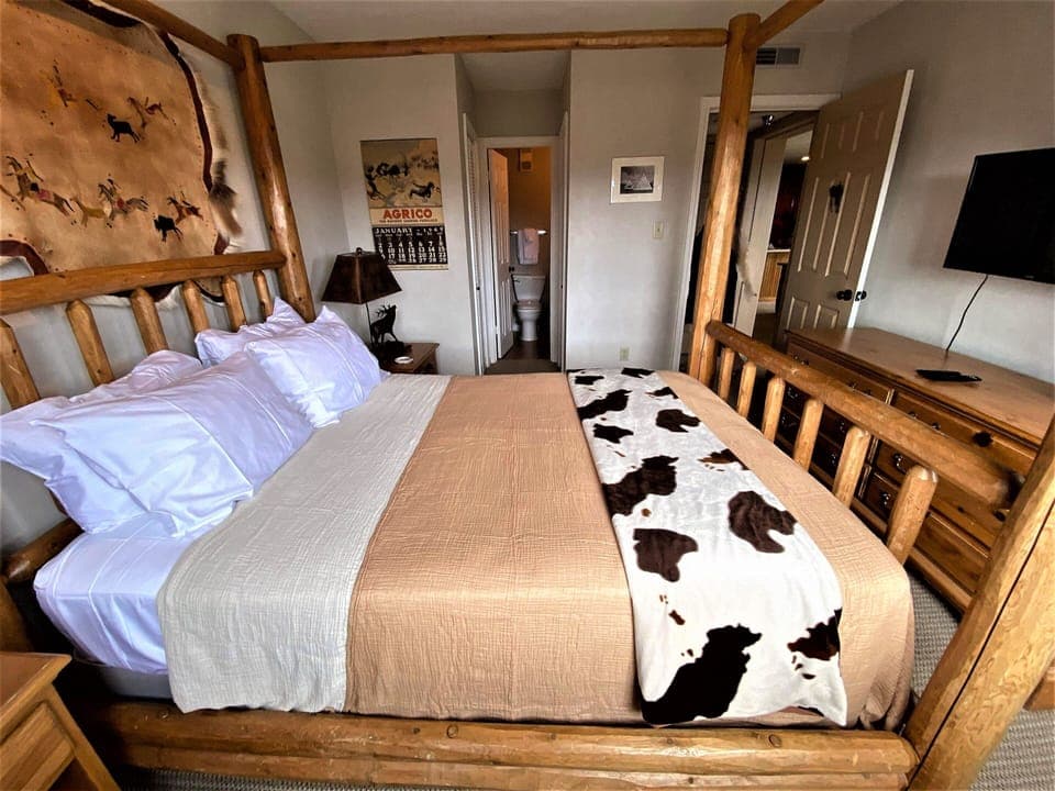 Master Bedroom 2