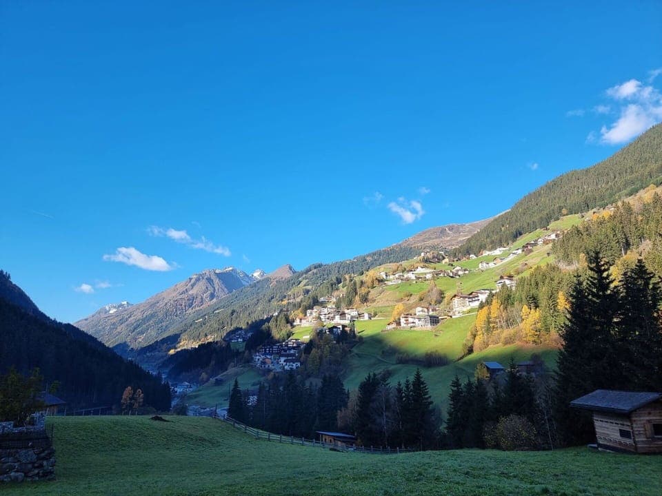 Cloud, Sky, Mountain, Plant, Nature, Azure, Tree, Natural Landscape, Slope, Larch