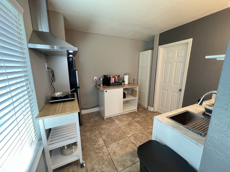 Kitchenette