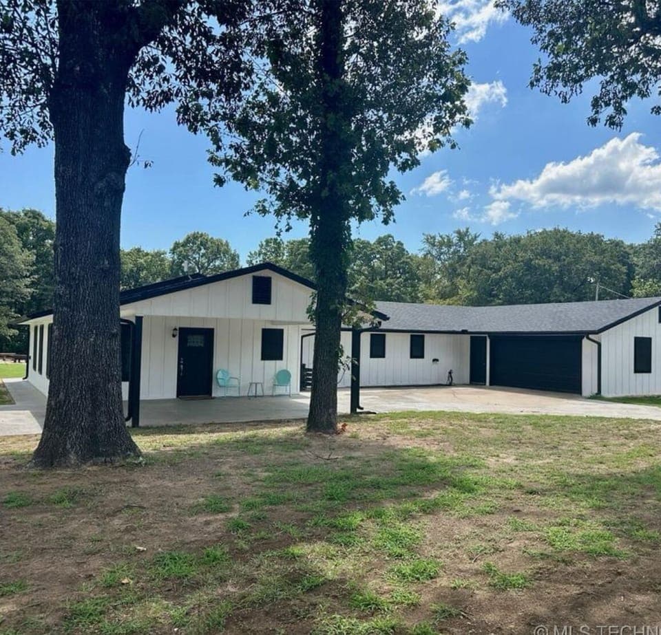 Waters House -  New Look