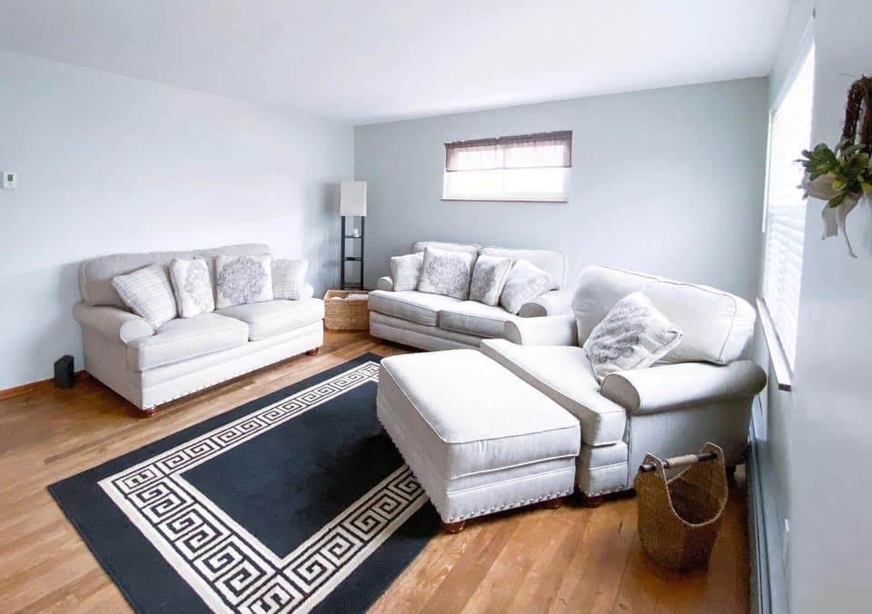 Comfy living room with Smart TV