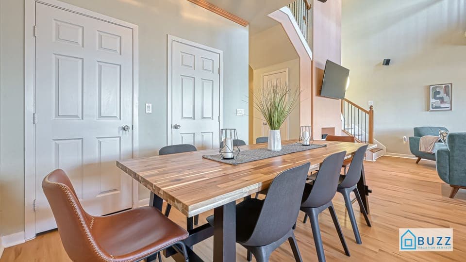 Gather Around and Share the Flavor