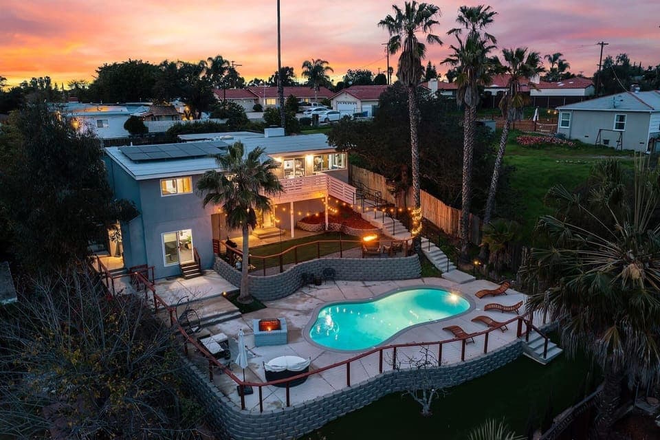 Dreaming of a perfect San Diego vacation? Look no further! Our stunning rental has it all - from the large pool to two fire pit lounges, it's the perfect spot to celebrate with friends and family. Grab your swimsuits and let the fun begin!