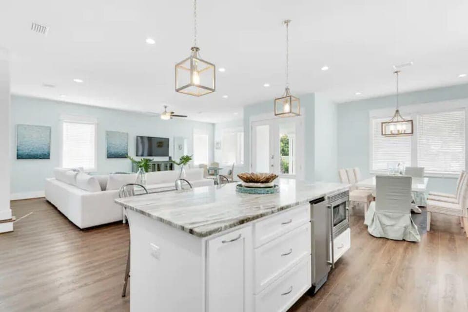 Large open floor plan enables you to spend quality time together while cooking.