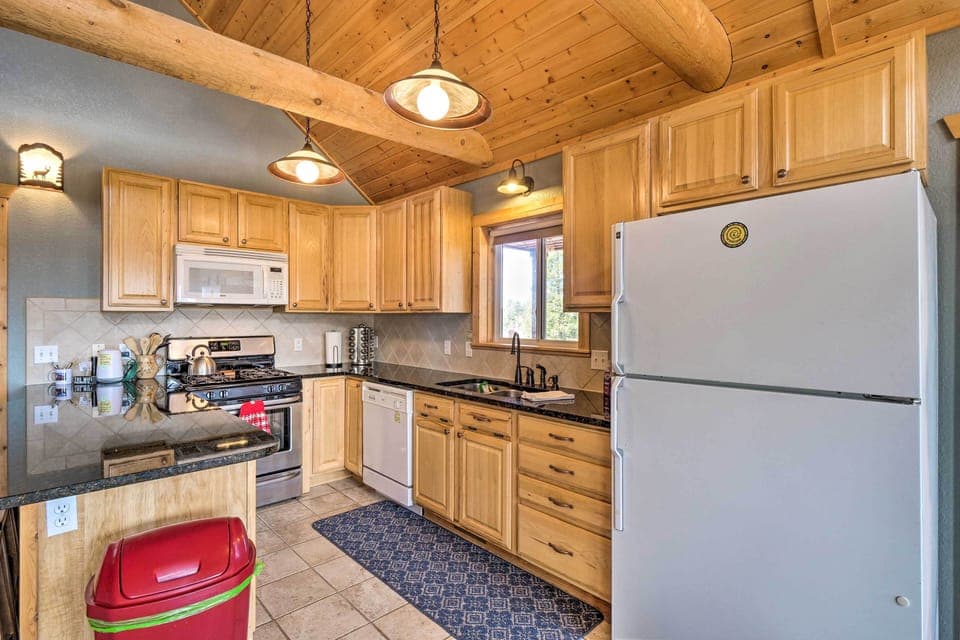 Kitchen | Dishwasher | Coffee Maker