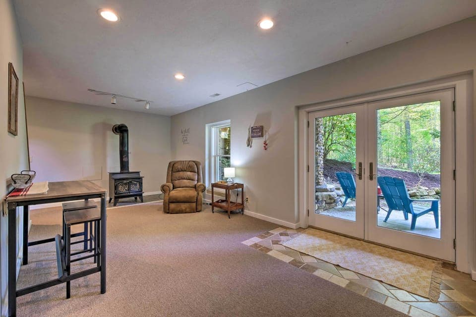 Finished Basement | DVD Player