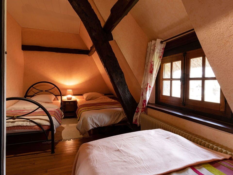 Building, Property, Comfort, Window, Wood, Interior Design, Bed Frame, Shade, Lamp, Flooring