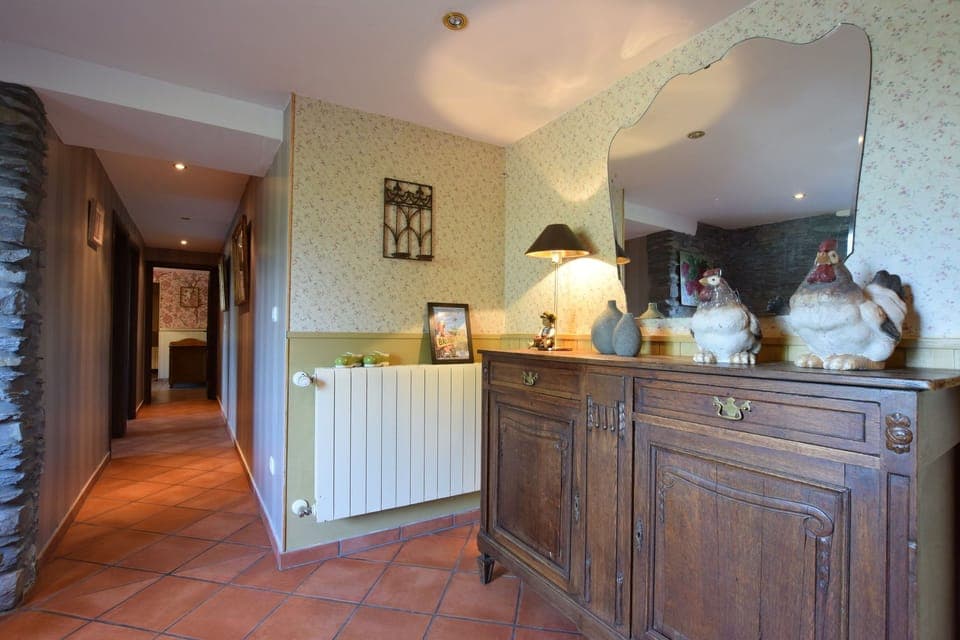 Entrance / Reception