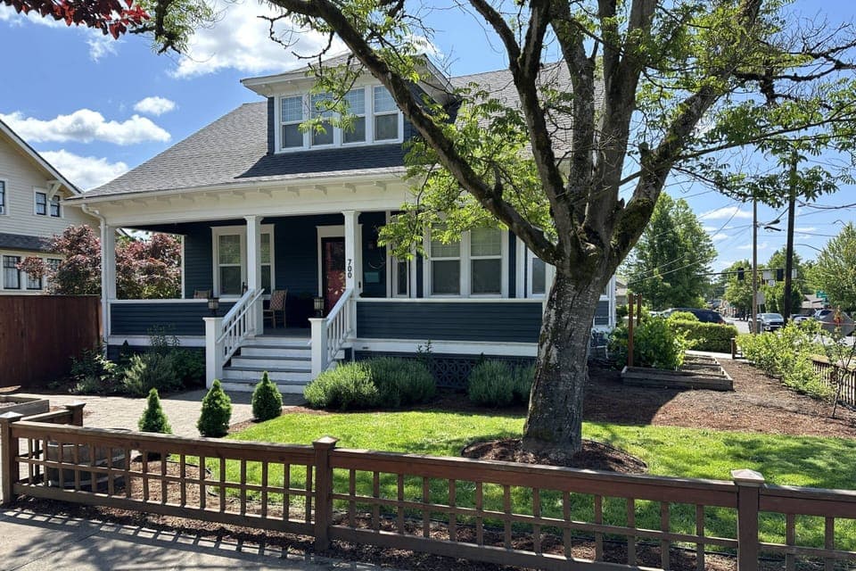 Welcome to Chehalem Crest! Please enjoy our spacious rental in the heart of Oregon wine country.