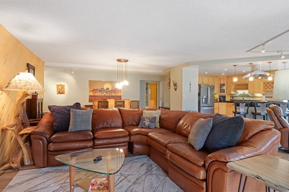 Architecture, Building, Furniture, Indoors, Living Room