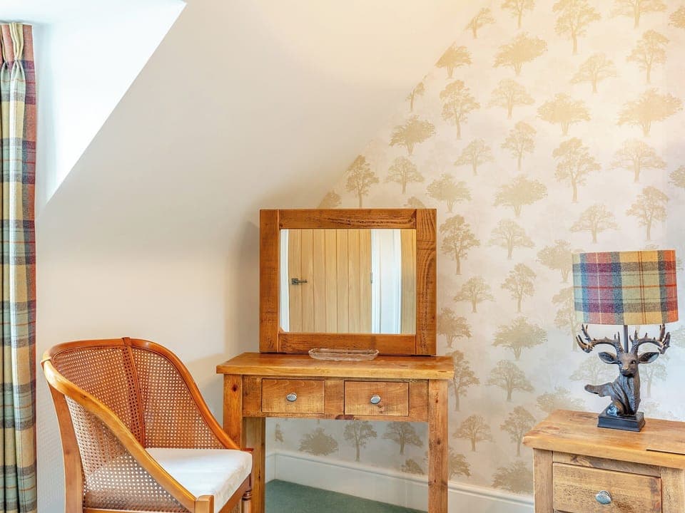 Double bedroom | Rose Cottage - Courtyard Cottages, Inverness