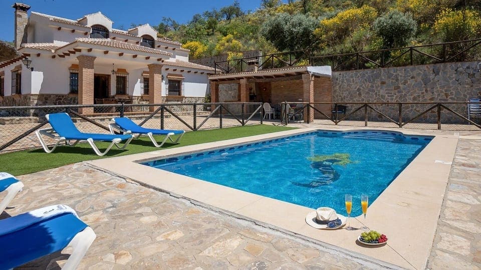 Mayte Dreams Valle de Abdalajís by Ruralidays