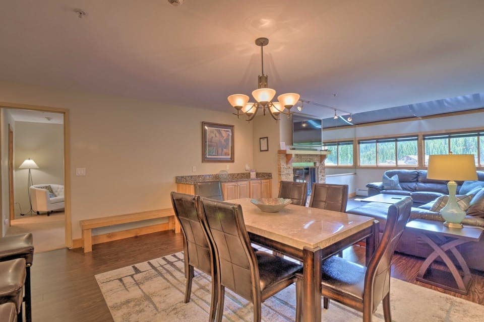 Dining Room, Dining Table, Furniture, Indoors, Table