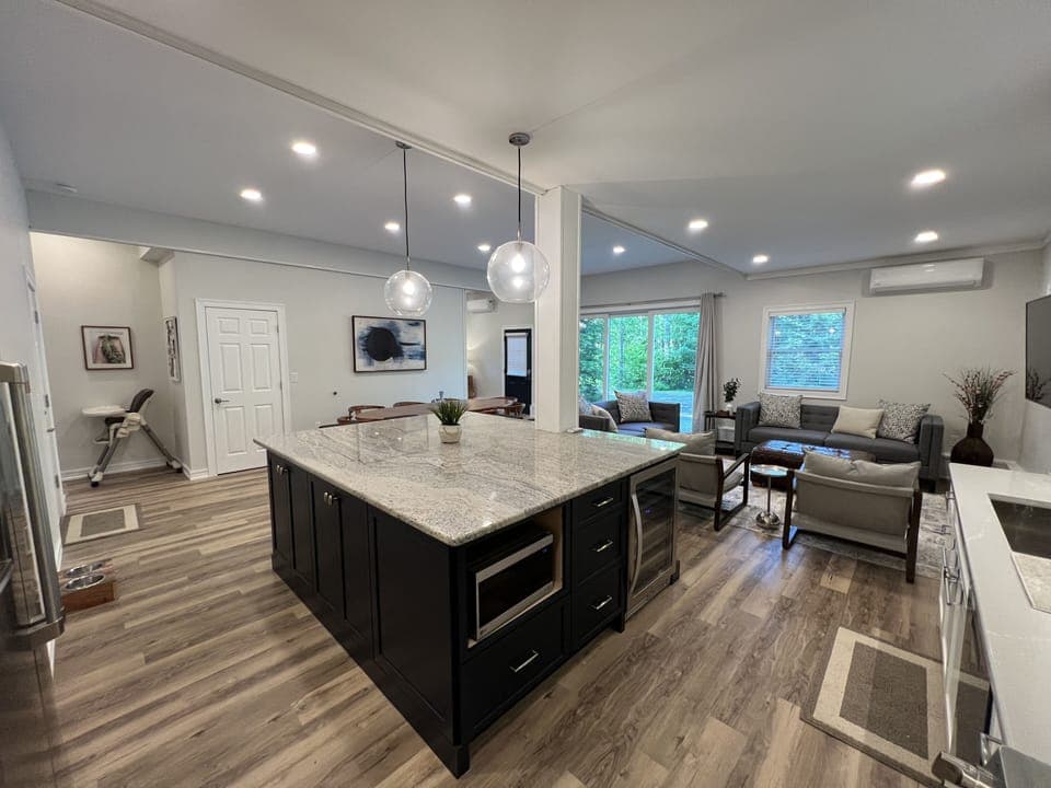 Granite Island w/microwave and wine fridge