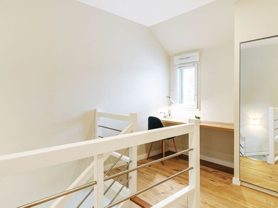 Door, Comfort, Wood, Window, Cabinetry, Flooring, Bed Frame, Hardwood, House