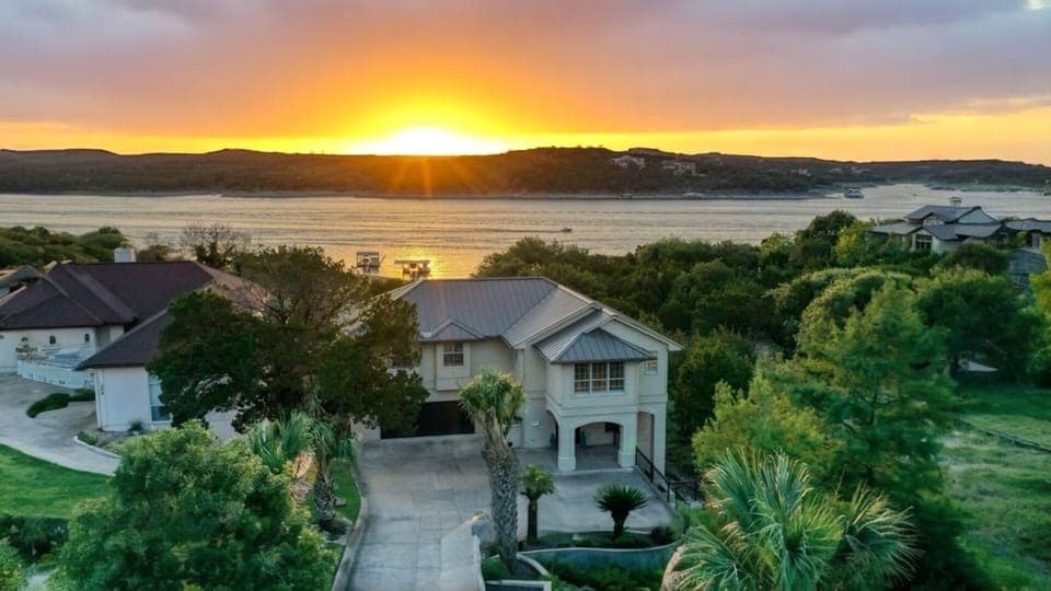 Tuscany at Point Venture - Your vacation awaits