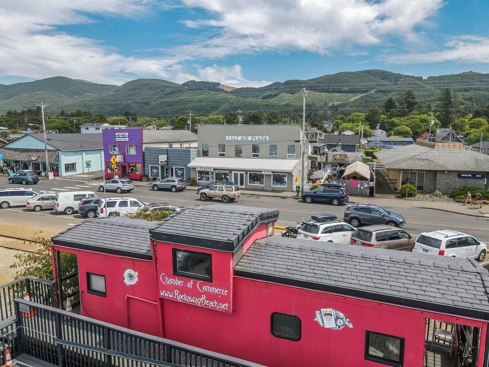 Famous train rides and downtown just steps away