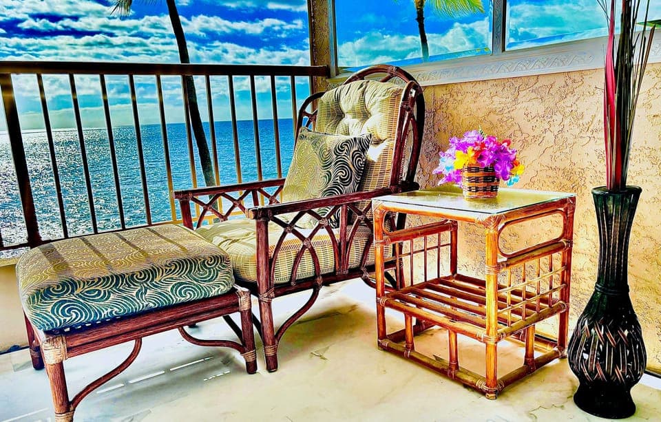 Lounge next to the sparkling ocean! 