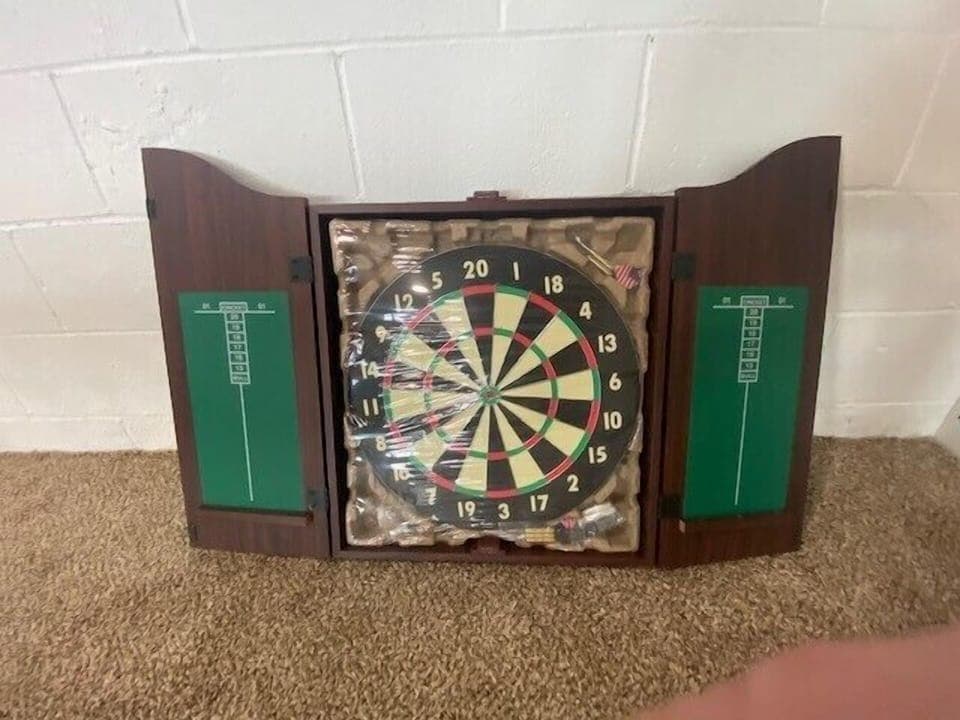 Dartboard for casual competitions & laughs.