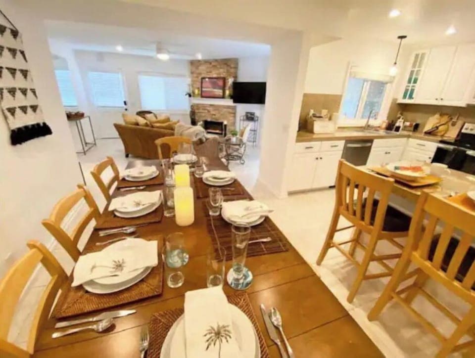 Eat at Expandable Ethan Allen dining table, Kitchen island, or patio.