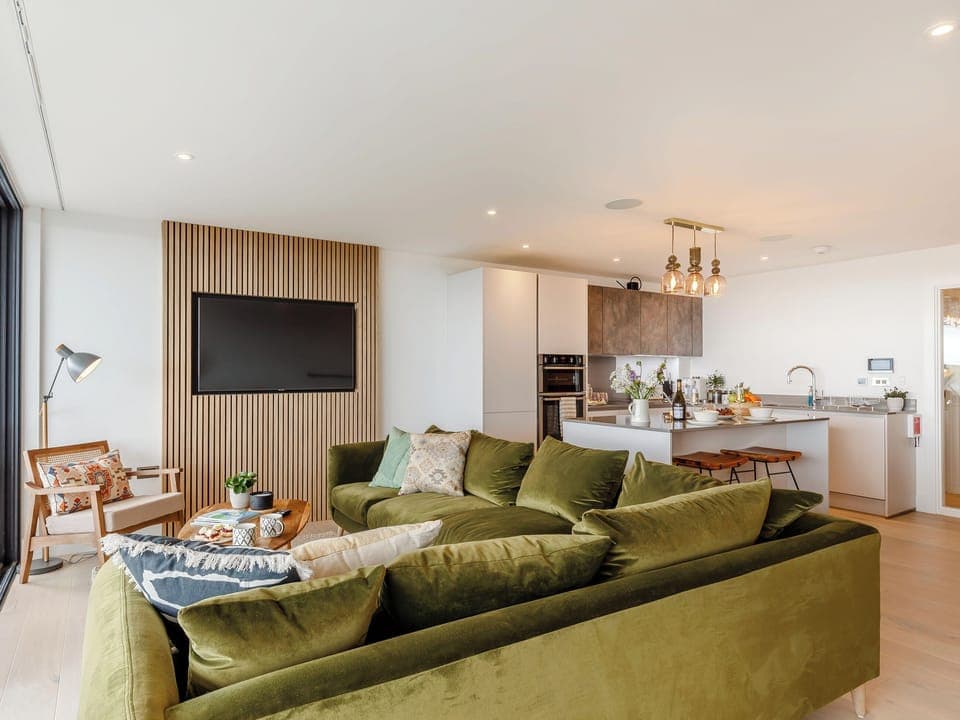 Open plan living space | Chi An Mor, Chi An Mor