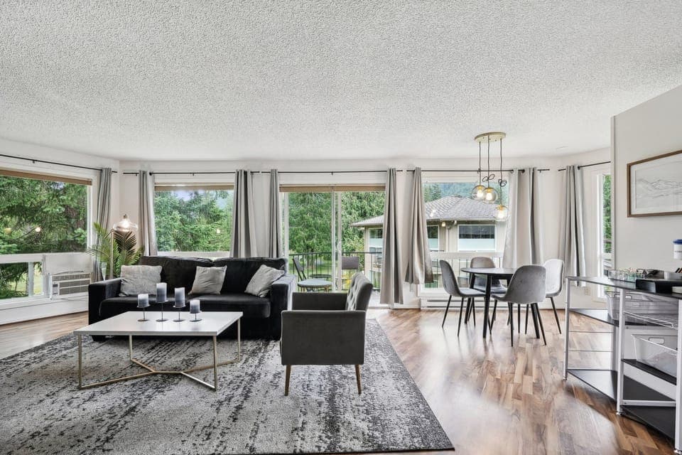 Modern living room with Mountain views