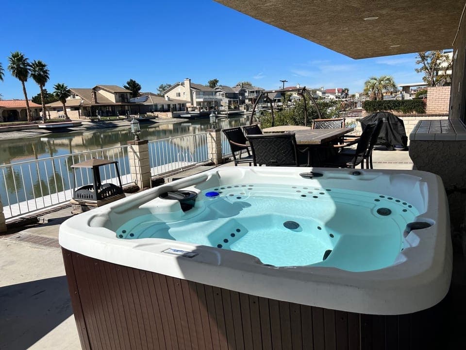 Hot Tub