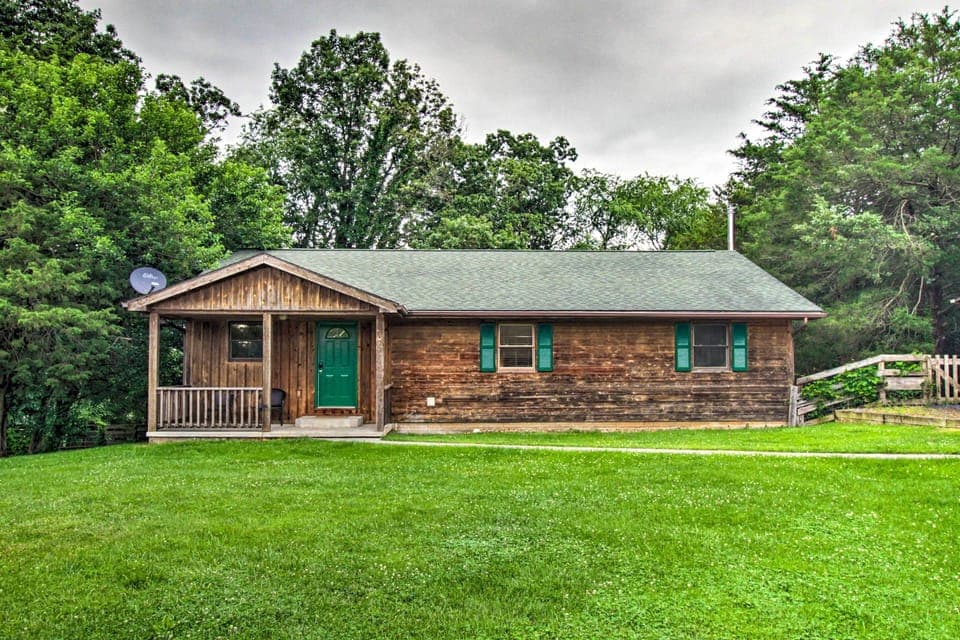 Weyers Cave Vacation Rental | 3BR | 2BA | 1,300 Sq Ft | Steps to Enter