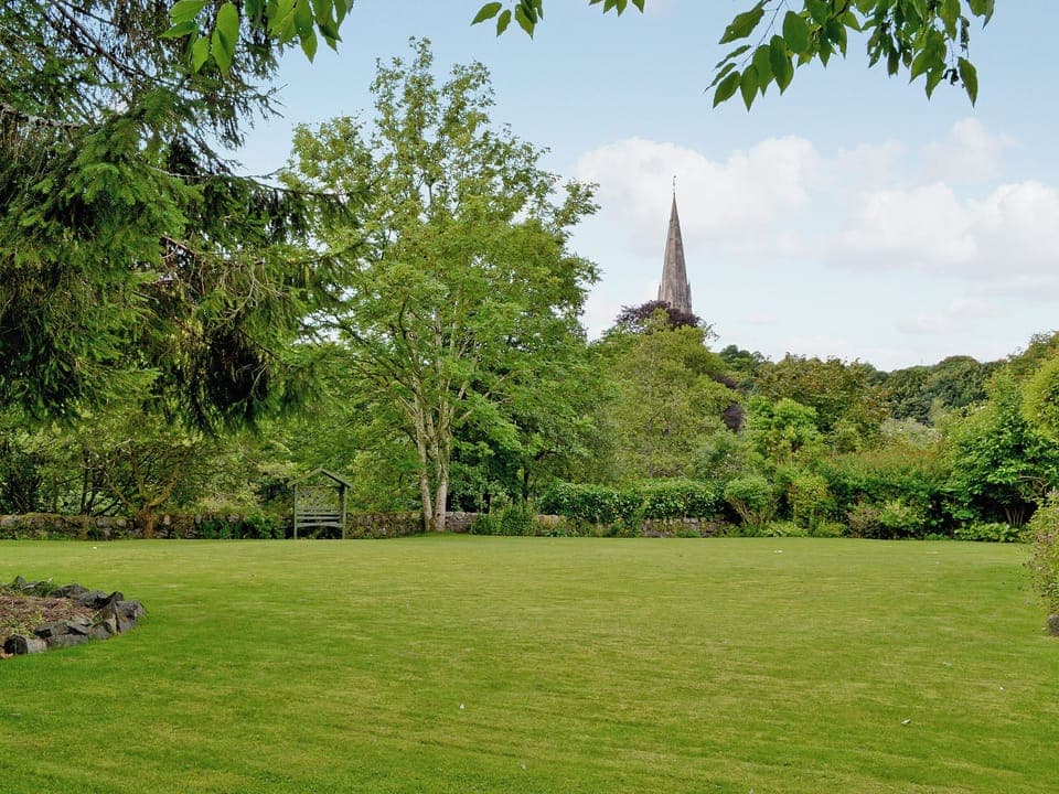 Garden and grounds | Rathlin Coach House, Comrie, nr. Crieff