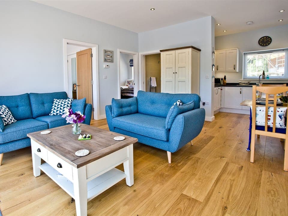 Open plan living space | Dunlin 4 - The Cove, Brixham
