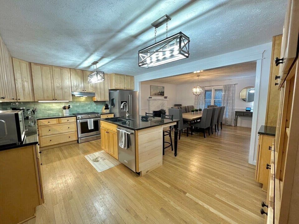 Main House: The kitchen is fully stocked with cookware and dishware