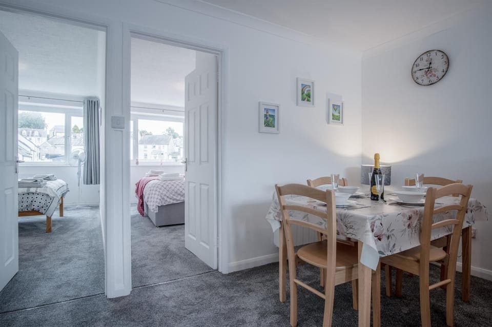 Harbour Court - 2 Bedroom Apartment - Saundersfoot (11445)