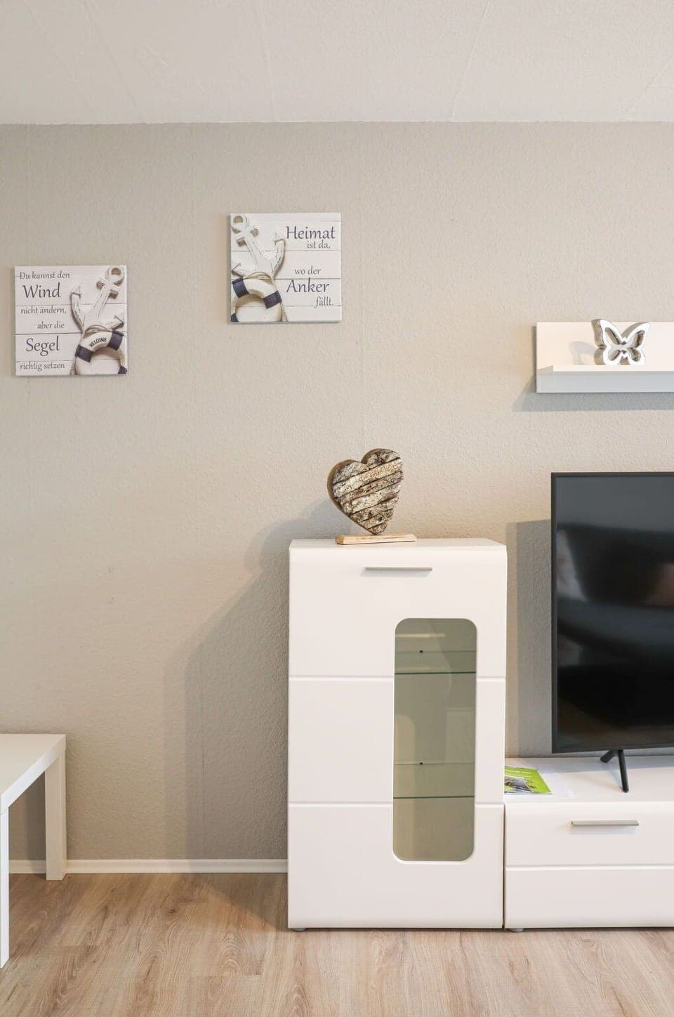 Furniture, Building, Wood, House, Kitchen Appliance, Interior Design, Flooring, Floor, Cabinetry