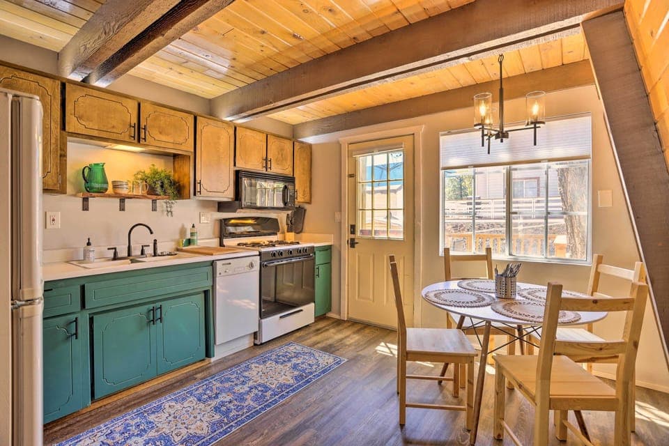 Kitchen | 1st Floor | Cooking Basics | Blender | Dishwasher