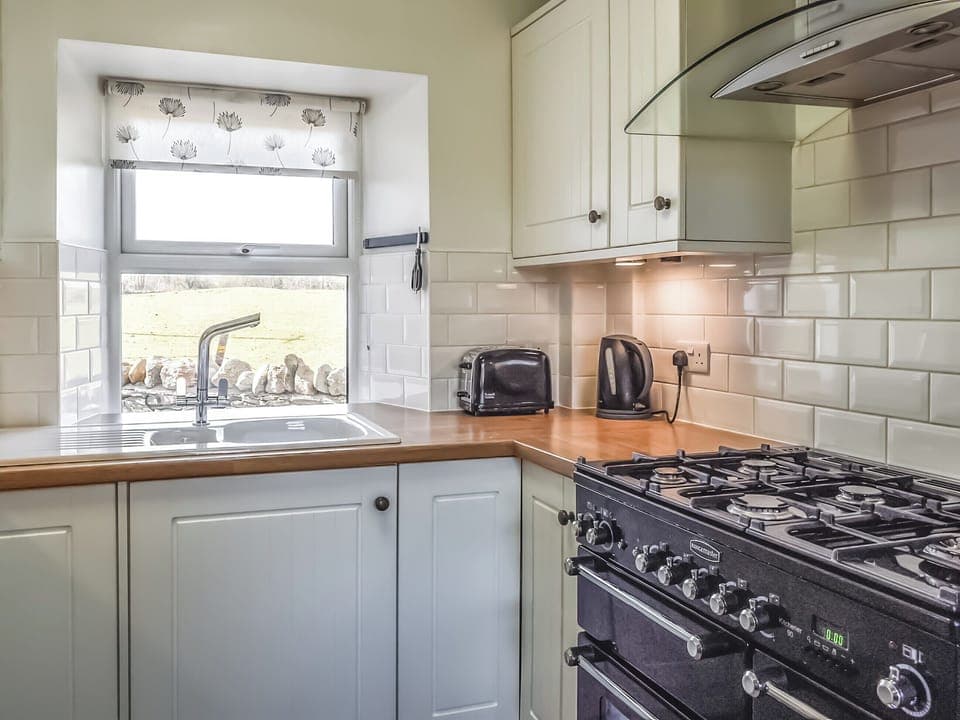 Kitchen/diner | Glanrhyd, Llanfechell, near Amlwch