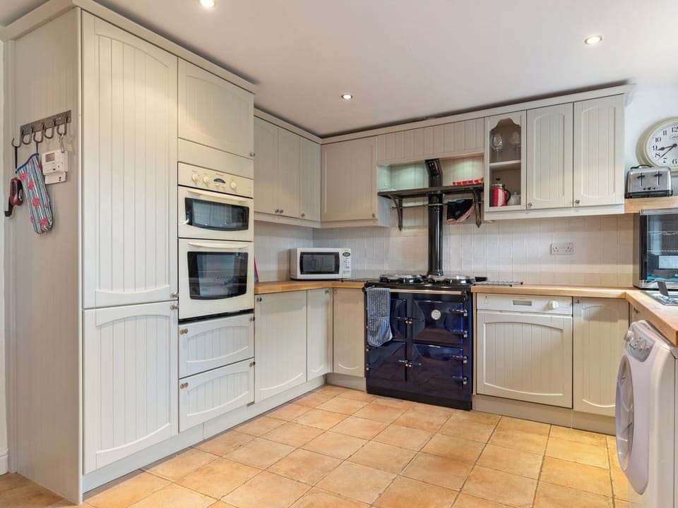 Kitchen area | Summerhill Cottage, Mathry, near St Davids
