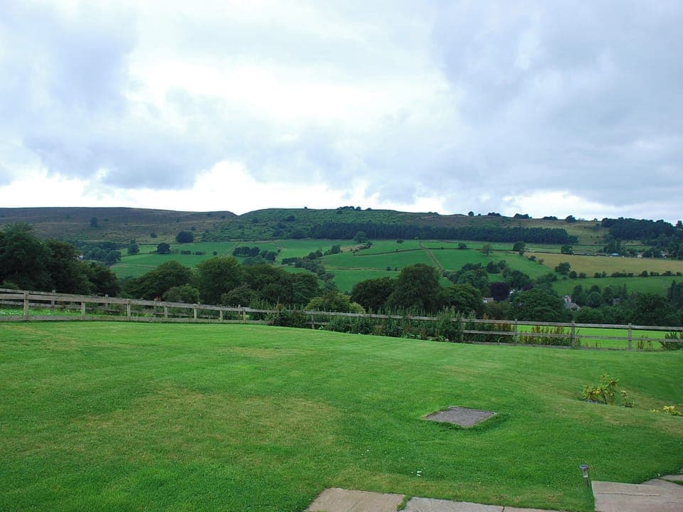 Shallcross Hall Cottages - Blackbrook, Whaley Bridge near Buxton