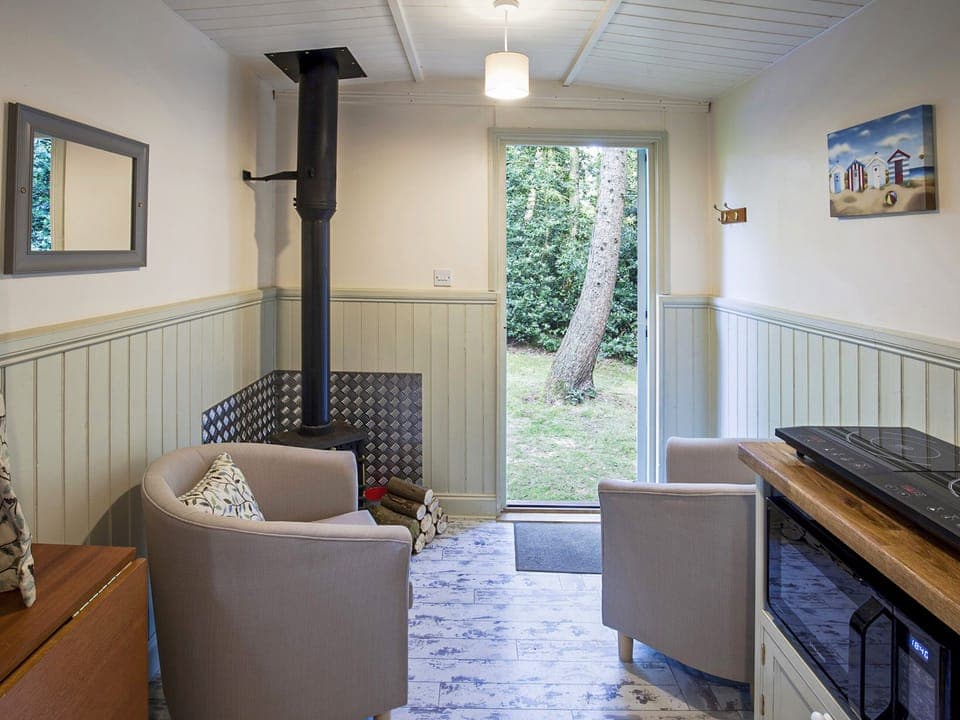 Living area | Honeysuckle Hut - Rosslyn Glamping, Melton Constable