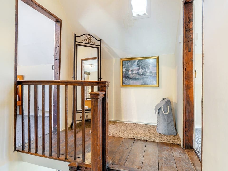 Landing | The Cottage, Montgomery