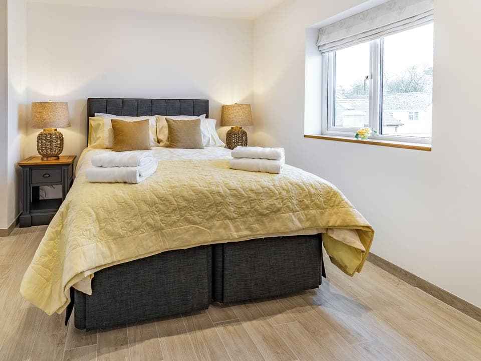 Double bedroom | Bay Tree Cottage - Coastal View Cottages, Ludchurch, near Narberth