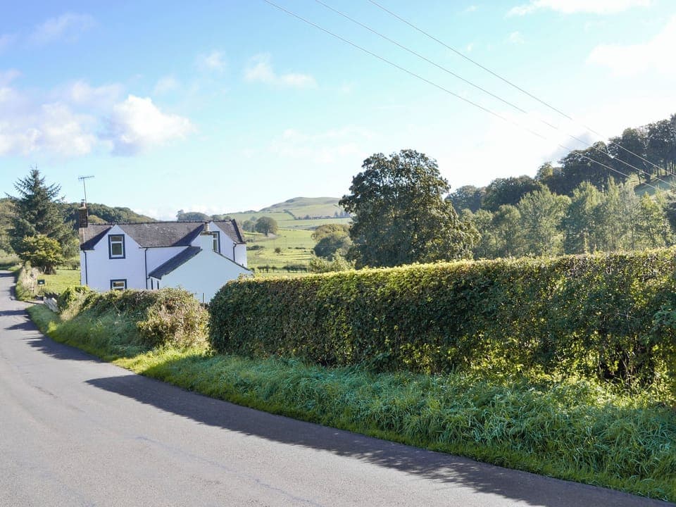 Setting | West Lanegate Farmhouse, Amisfield