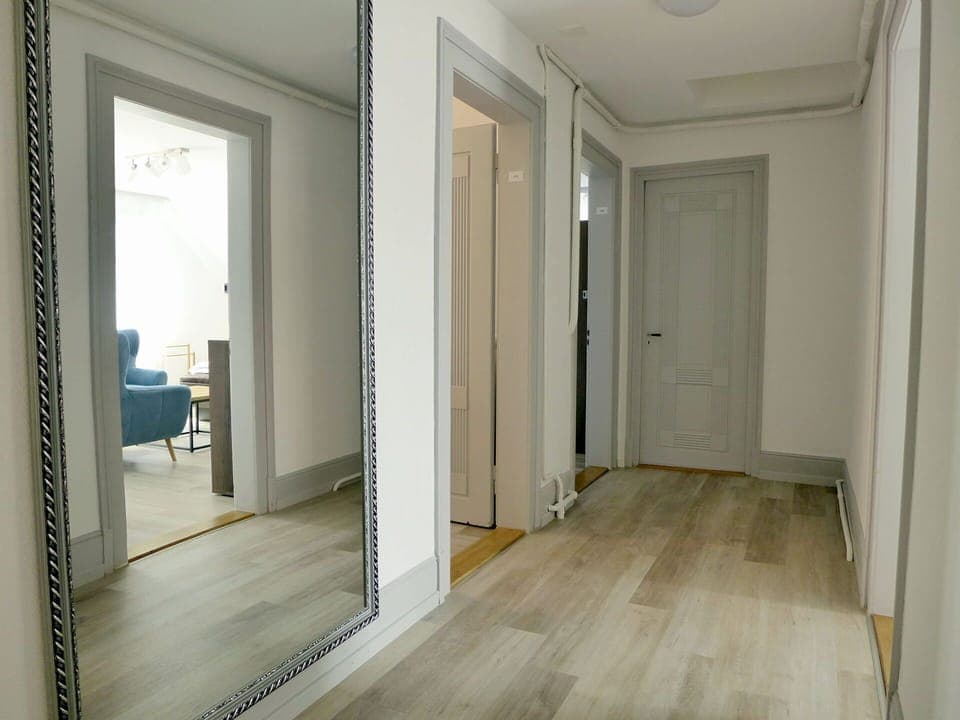 Building, Wood, Door, Interior Design, Floor, Hall, Flooring, House, Shade