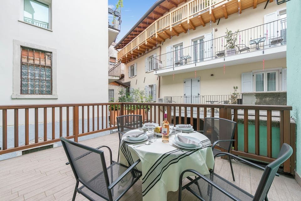 The splendid terrace overlooking the historic center of Arco