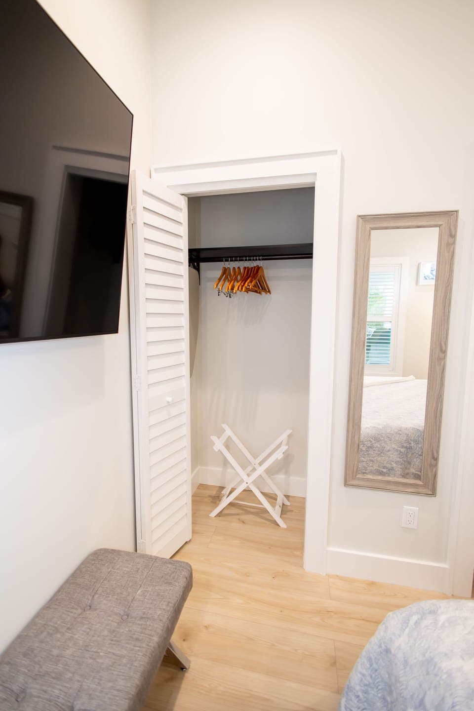 King Bedroom closet