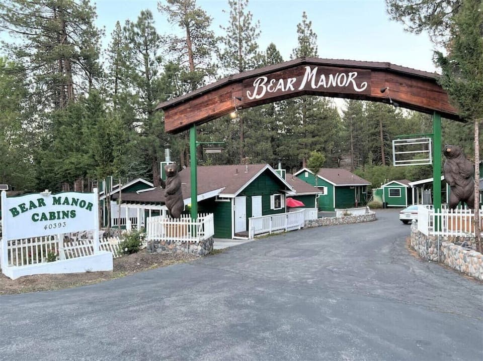 Bear Manor Entrance