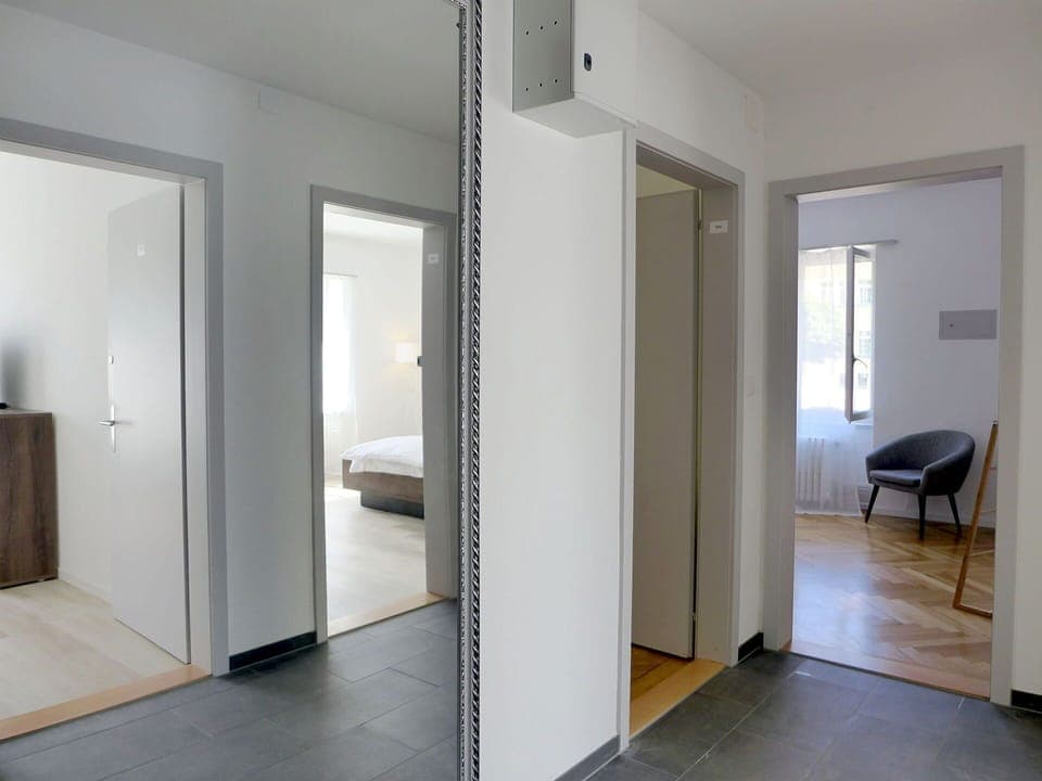 Building, Wood, Comfort, Hall, House, Interior Design, Door, Automotive Exterior, Floor