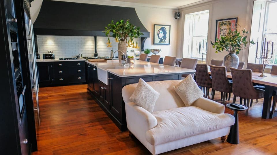 St Anne's Manor, Torquay - spacious kitchen / diner