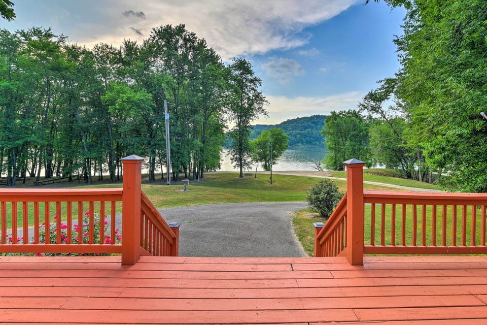 Deck | Ohio River Views | Stairs Required to Access