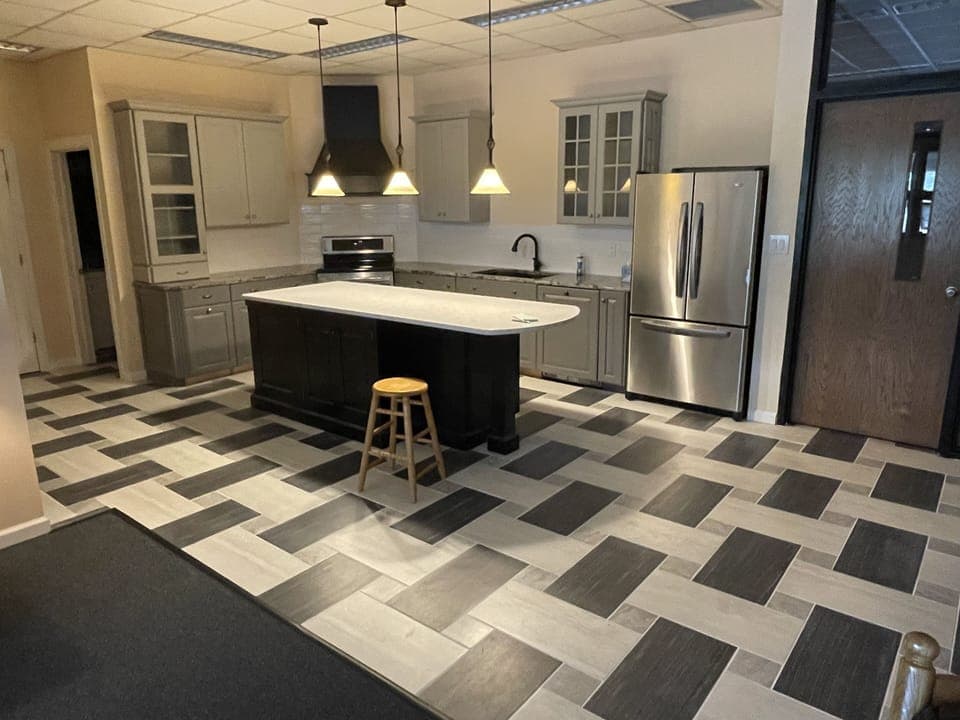 Complete separate apartment in larger building complex. 